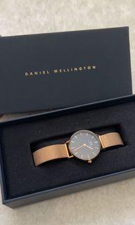 Daniel Wellington watch - Rose Gold
