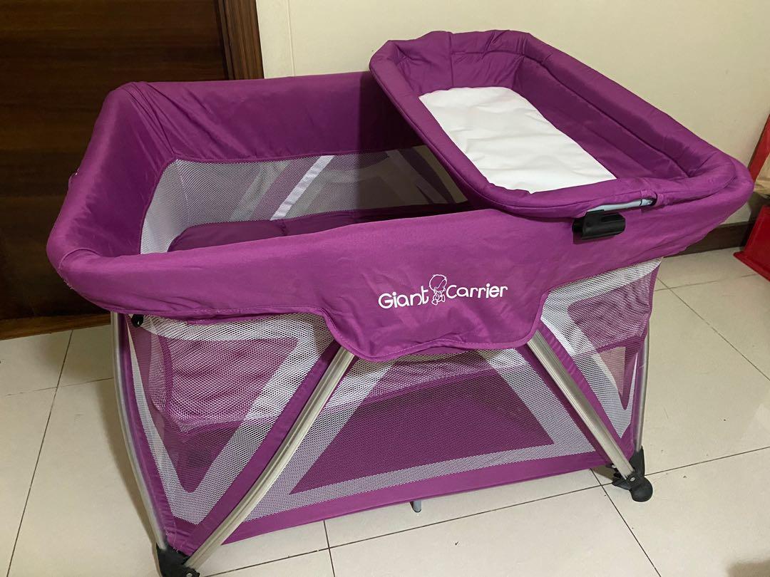 Giant carrier crib discount geoffrey size
