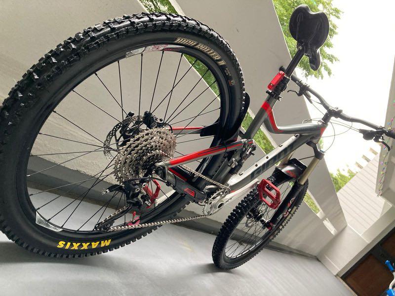 Giant Trance 2 2016 27 5 M Sports Equipment Bicycles Parts Bicycles On Carousell