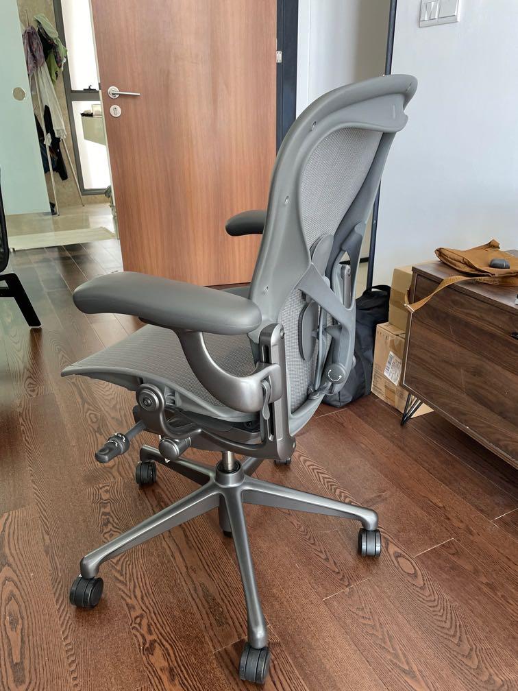 Herman Miller Aeron Remastered in Carbon Grey
