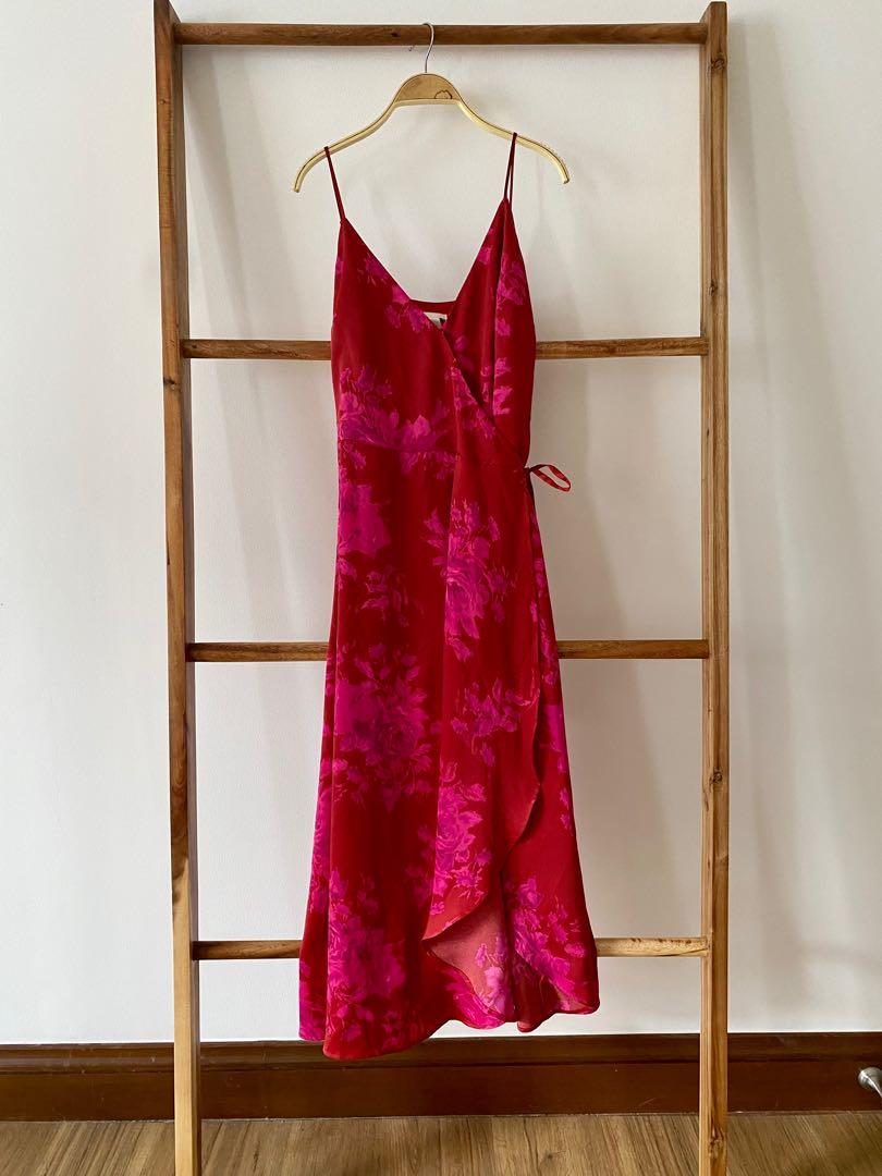 H&m wrap dress sales red