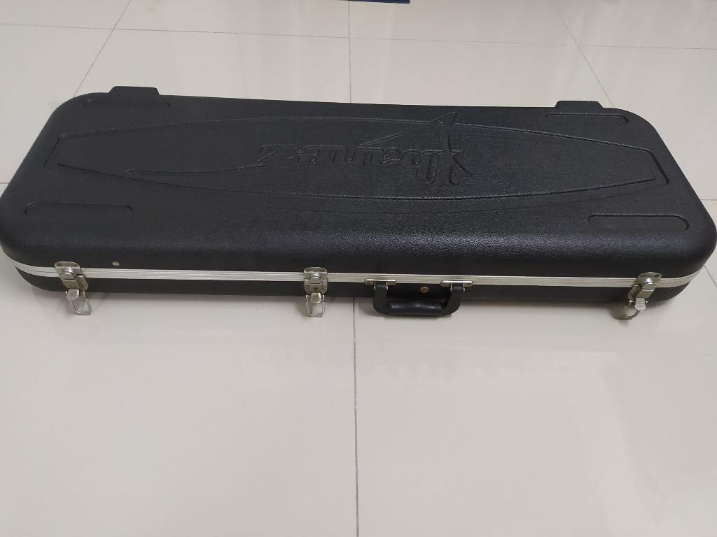Ibanez m100c hard case deals