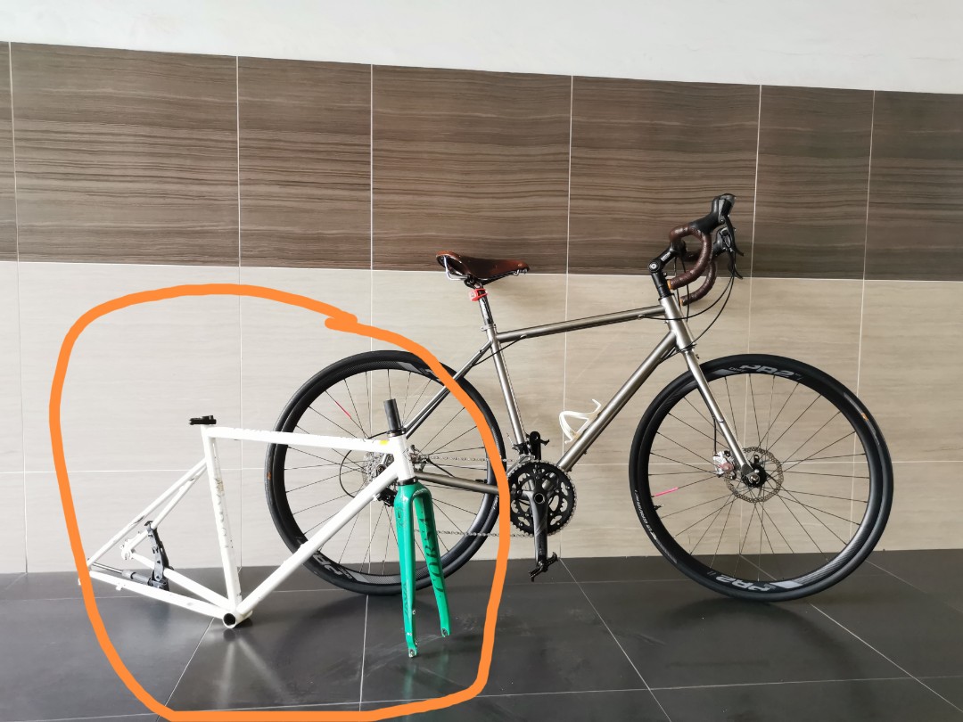 Java Corsa Cromo Frame w carbon fork (disc), Sports Equipment, Bicycles ...