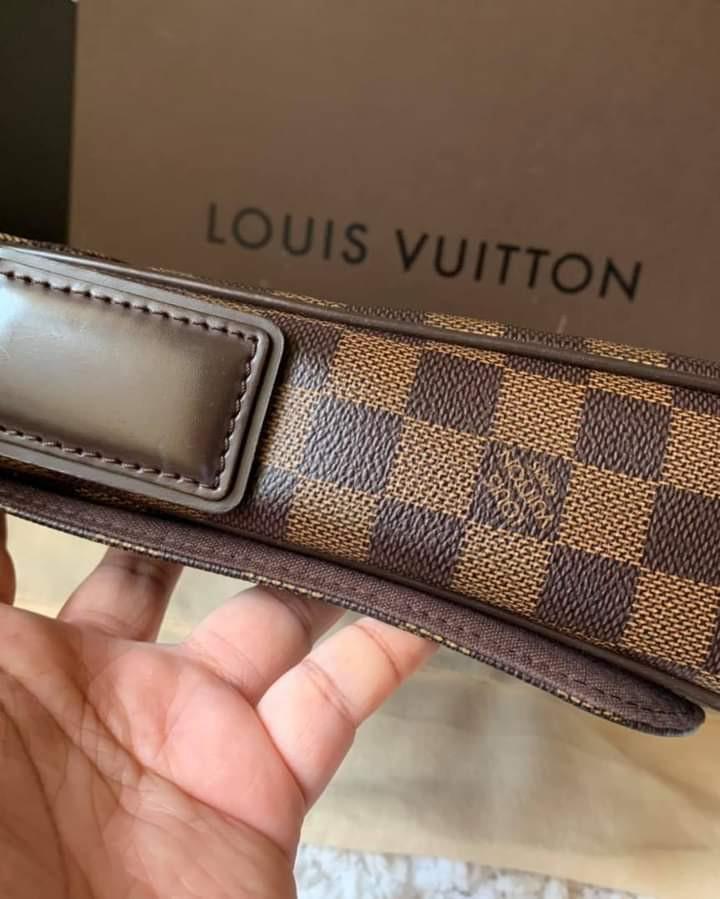 Louis Vuitton District PM (Category: Luxury Bags & Wallets) located in Manila. Submitted by bagislifeshop (Listing ID 1100167497, Image 3). Description: •LOUIS VUITTON Disrict PM• ☑️Available in Bacolod ✅💯% authentic ✅Material: damier ebene canvas ✅Condition: 9/10 ✅Inclusions: dustbag and box.