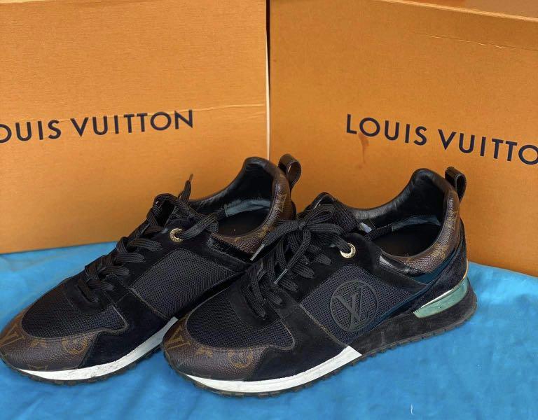 XMAS25 Louis Vuitton (LV) Shoes, Men's Fashion, Footwear, Casual shoes on  Carousell