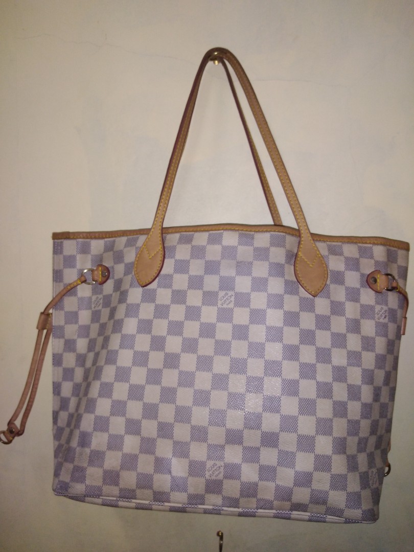 Louis Vuitton Neverfull Bags for sale in Taichung, Taiwan