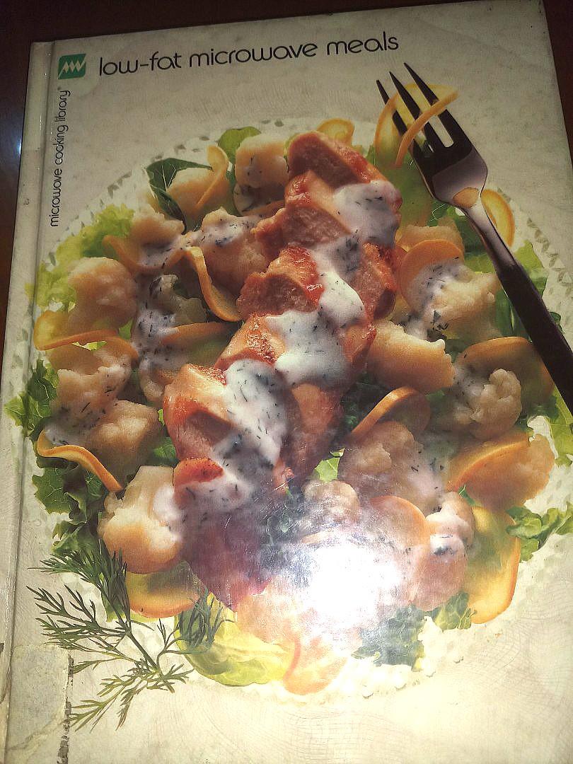 Low-fat microwave meals (Category: Storybooks) located in Quezon City. Submitted by mamitaqbonita (Listing ID 1100127080, Image 1). Description: low fat microwave meals cookbook microwave cooking library Hardbound.