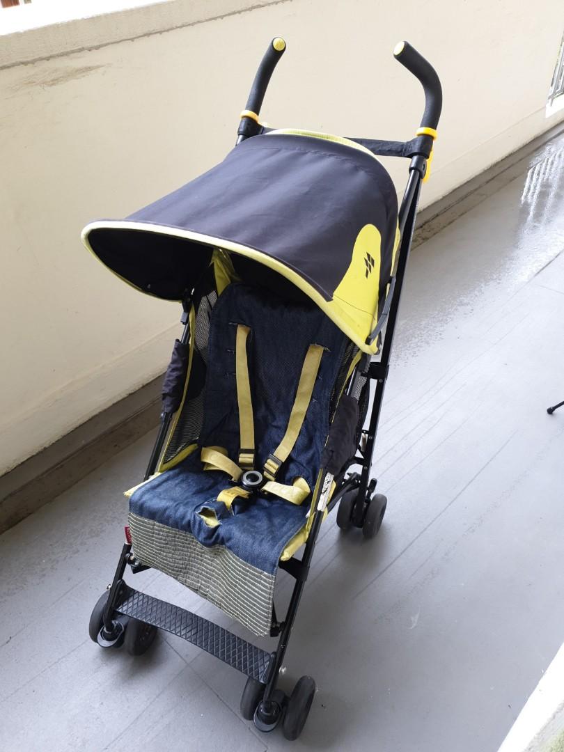 Poussette maclaren discount volo black