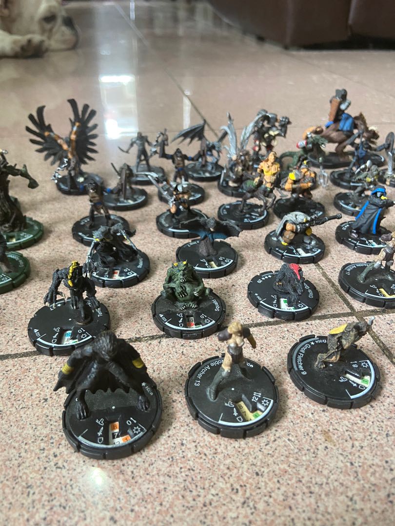 Mage Knight Miniatures (49 Black - 12 