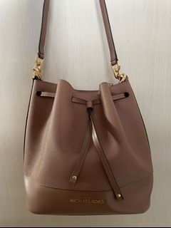 （分類：）位於 。 由 viping 提交（商品編號 1100065409，圖片 1）。簡介： 。