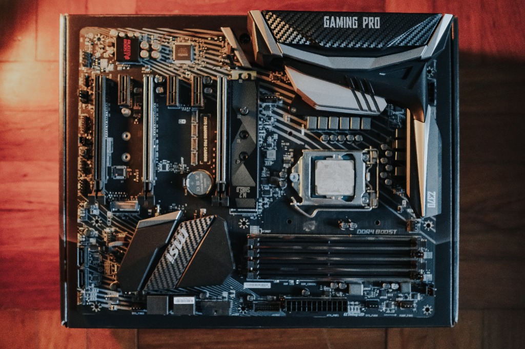 海外販売× Intel 8700K ＋ Z370 GAMING PRO CARBON | mcshoescolombia