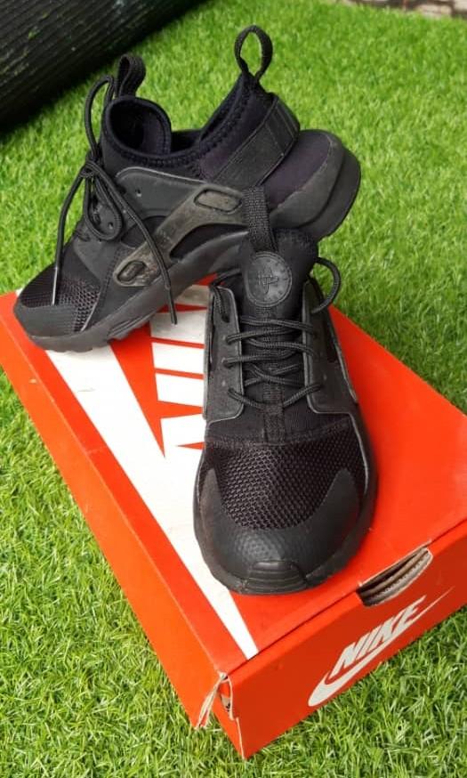 Nike Huarache Run Ultra Kids 1.5Y Babies Kids Babies Kids