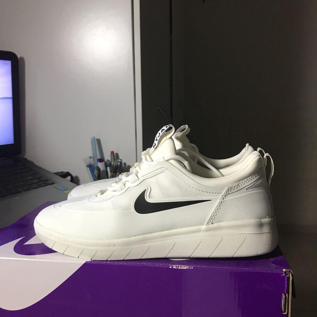 Nike sb nyjah summit white hotsell