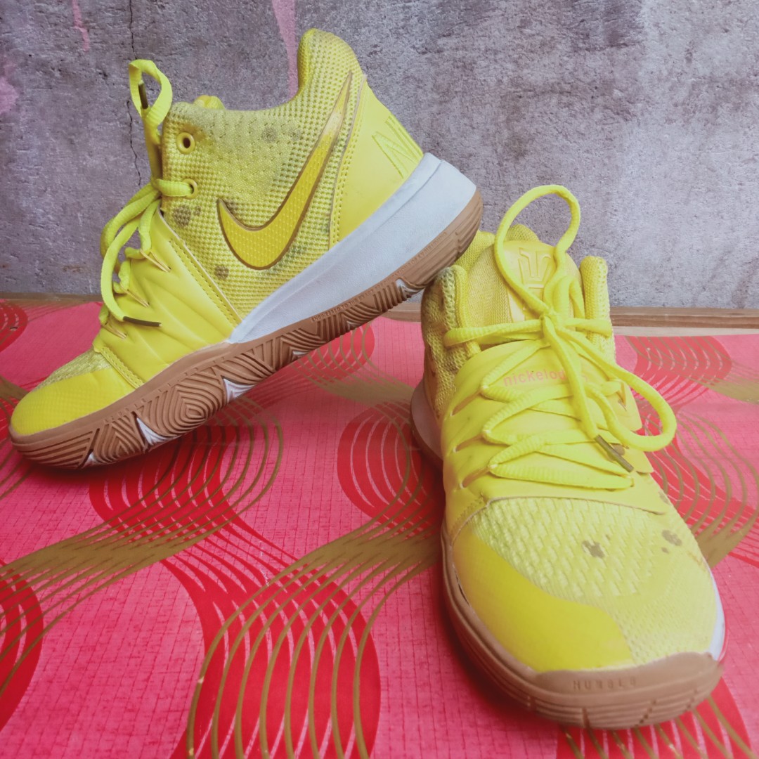 nike kyrie 5 spongebob edition