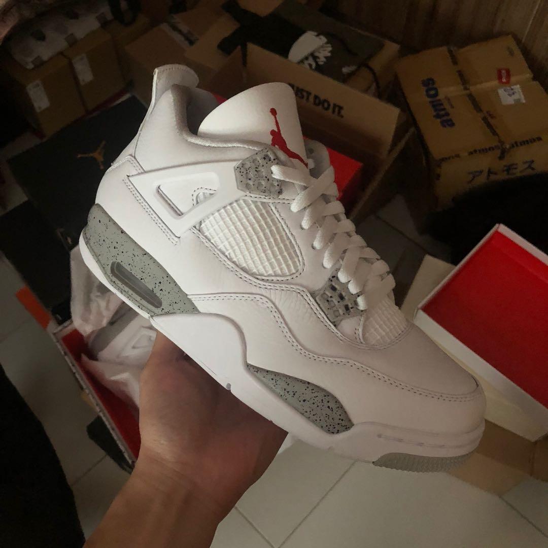 Air Jordan 4 X Supreme, Men's Fashion, Footwear, Sneakers on Carousell