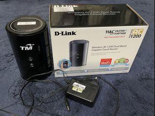 Router D-Link AC1200 Dual Band Gigabit Cloud Router