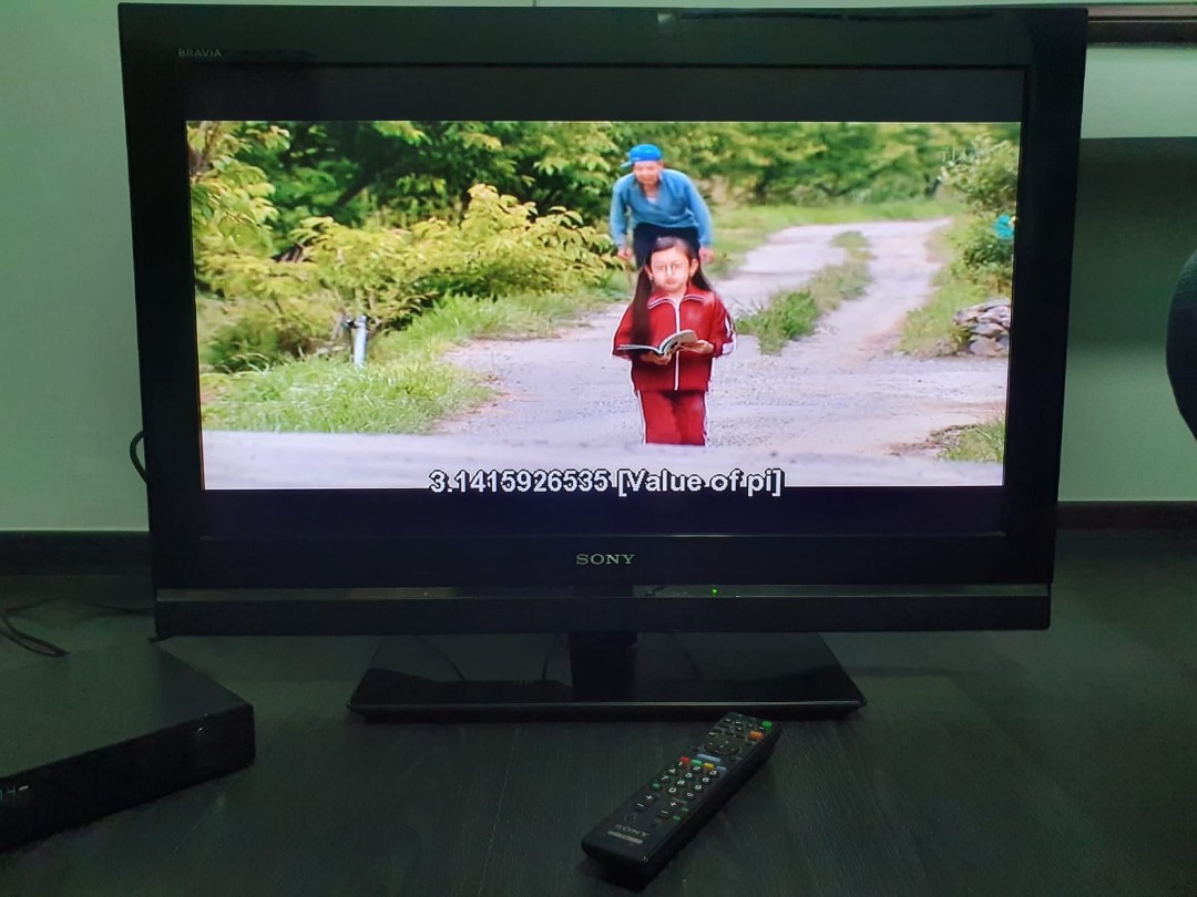 Sony Bravia full HD screen 32", TV & Home Appliances, TV
