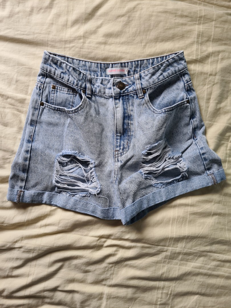 Supre shorts clearance
