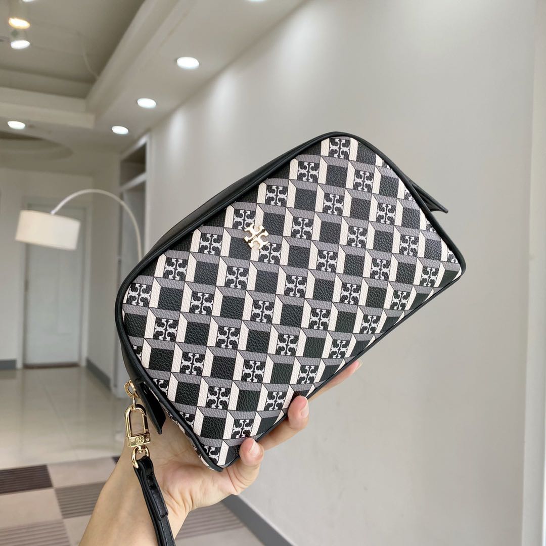 tory burch makeup bag