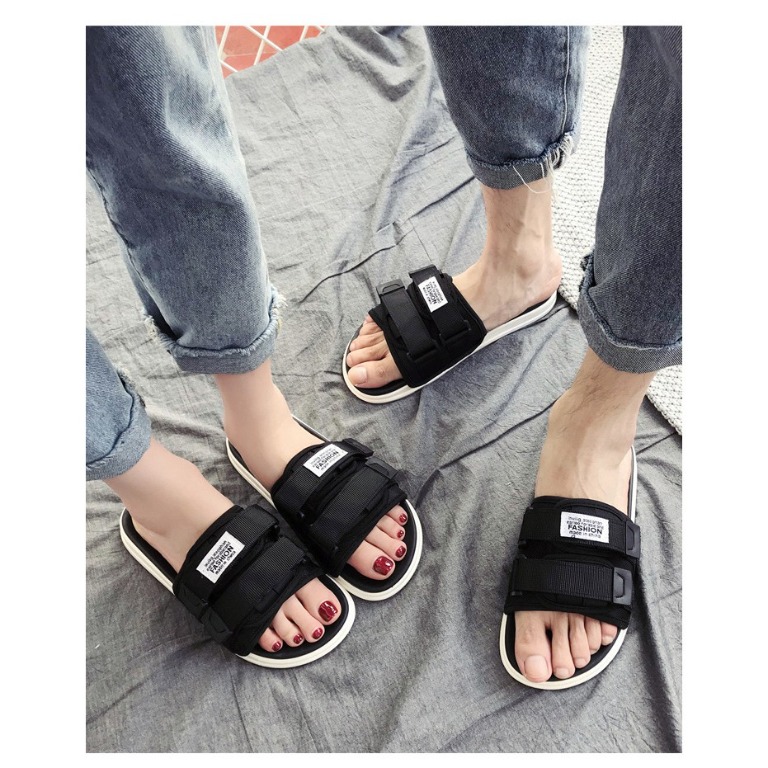 Slippers couple store