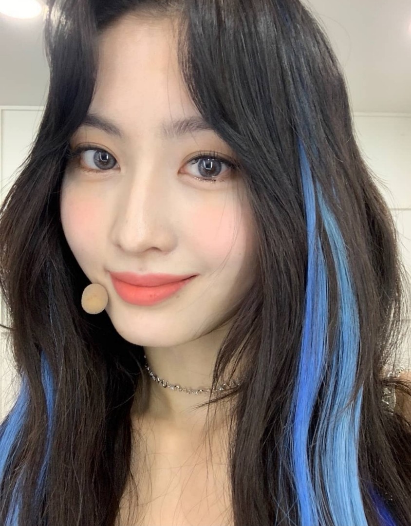 Wtb Lf Alcohol Free Momo 4 Hobbies Toys Memorabilia Collectibles K Wave On Carousell Wtb Lf Alcohol Free Momo 4 Hobbies Toys Memorabilia Collectibles K Wave On Carousell