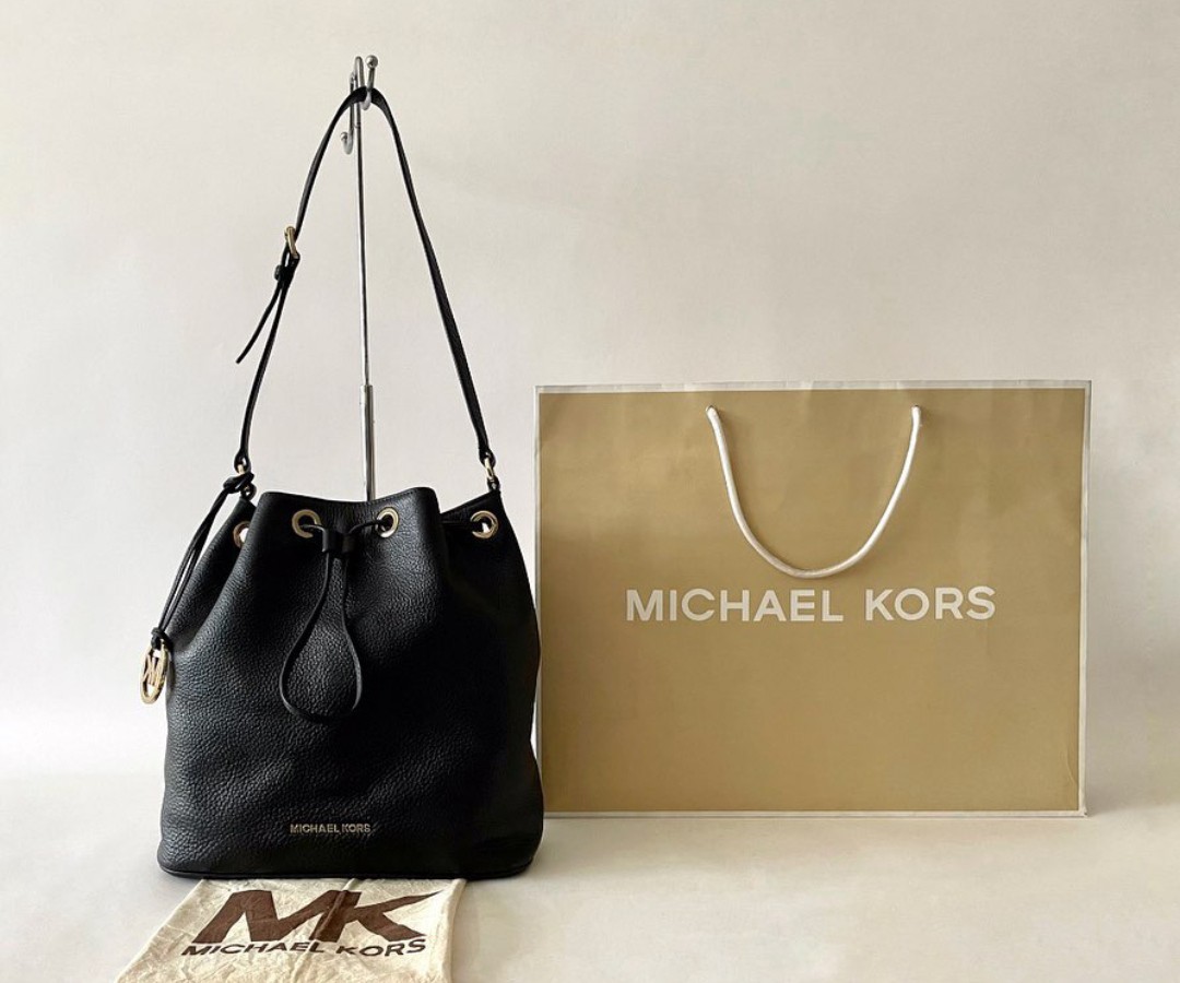 Mk jules hot sale drawstring bag