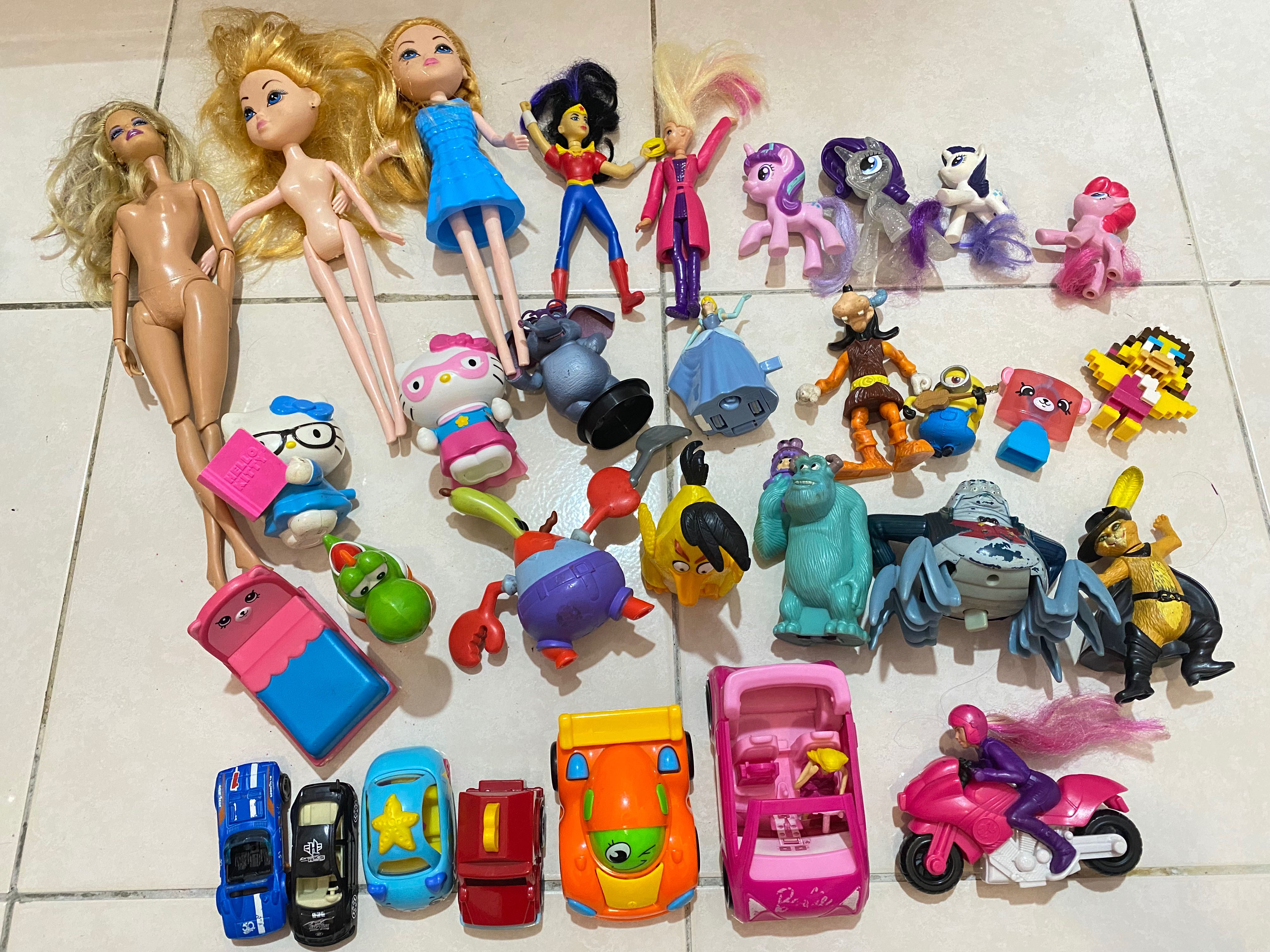 Assorted toys Barbie, My Little Pony, Hello Kitty, Hobbies & Toys, Collectibles & Memorabilia