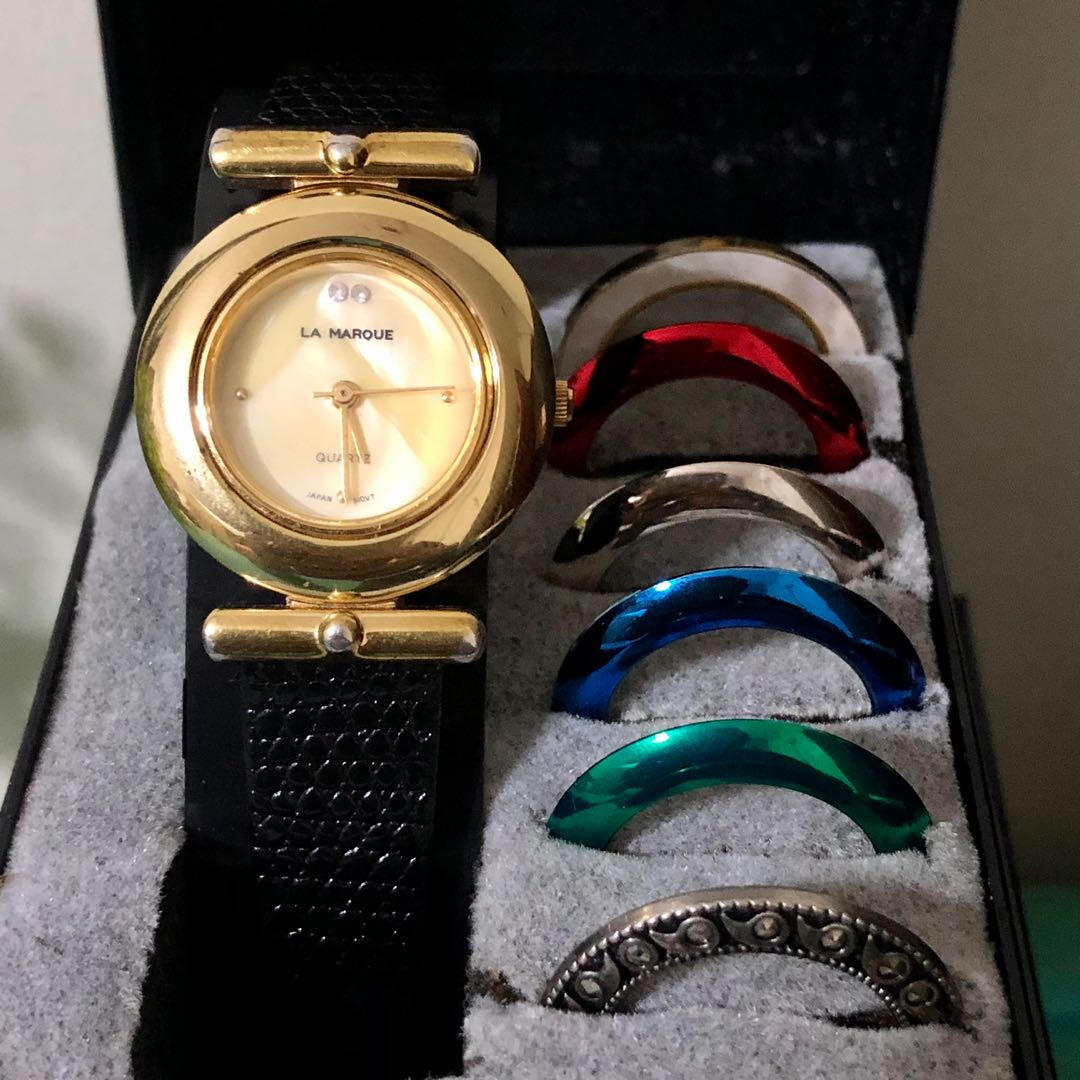 La marque on sale quartz watch