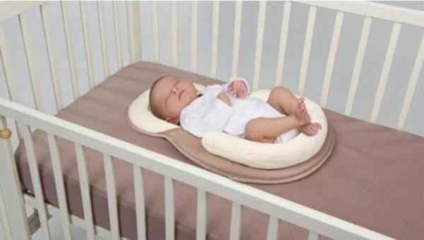 Baby Sleep Positioning Pillow/Portable Bed