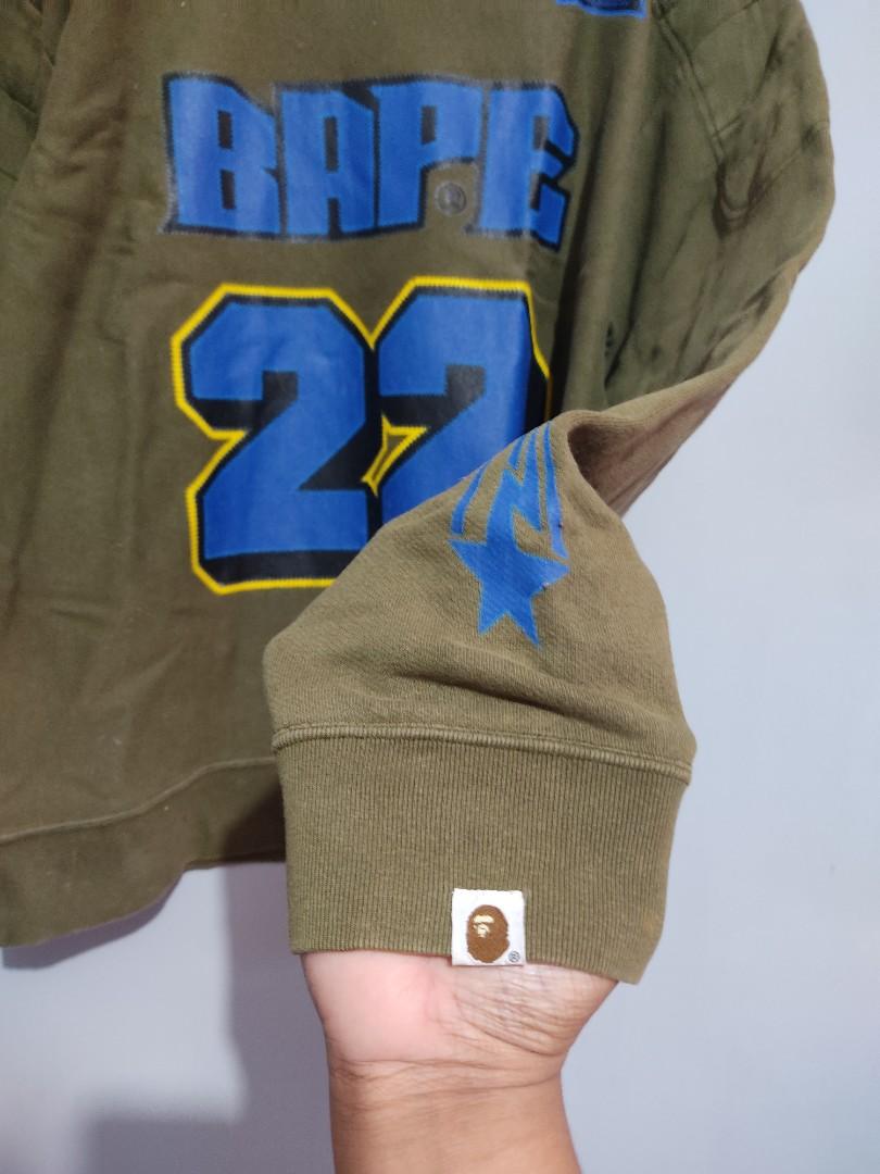 Bale centurion crewneck (Category: Coats, Jackets and Outerwear) located in Alaminos. Submitted by benta_stashed (Listing ID 1100202720, Image 2). Description: bape centurion crewneck size large a bit issue on the shoulder back part, repaired already.