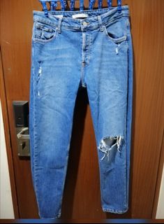 (Category: ) located in . Submitted by fishcake1993 (Listing ID 1100376466, Image 1). Description: .