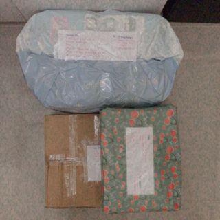 (Kategori: ) berada di . Dikirim oleh tinyclothes (ID iklan 1100185521, Gambar 1). Deskripsi: .
