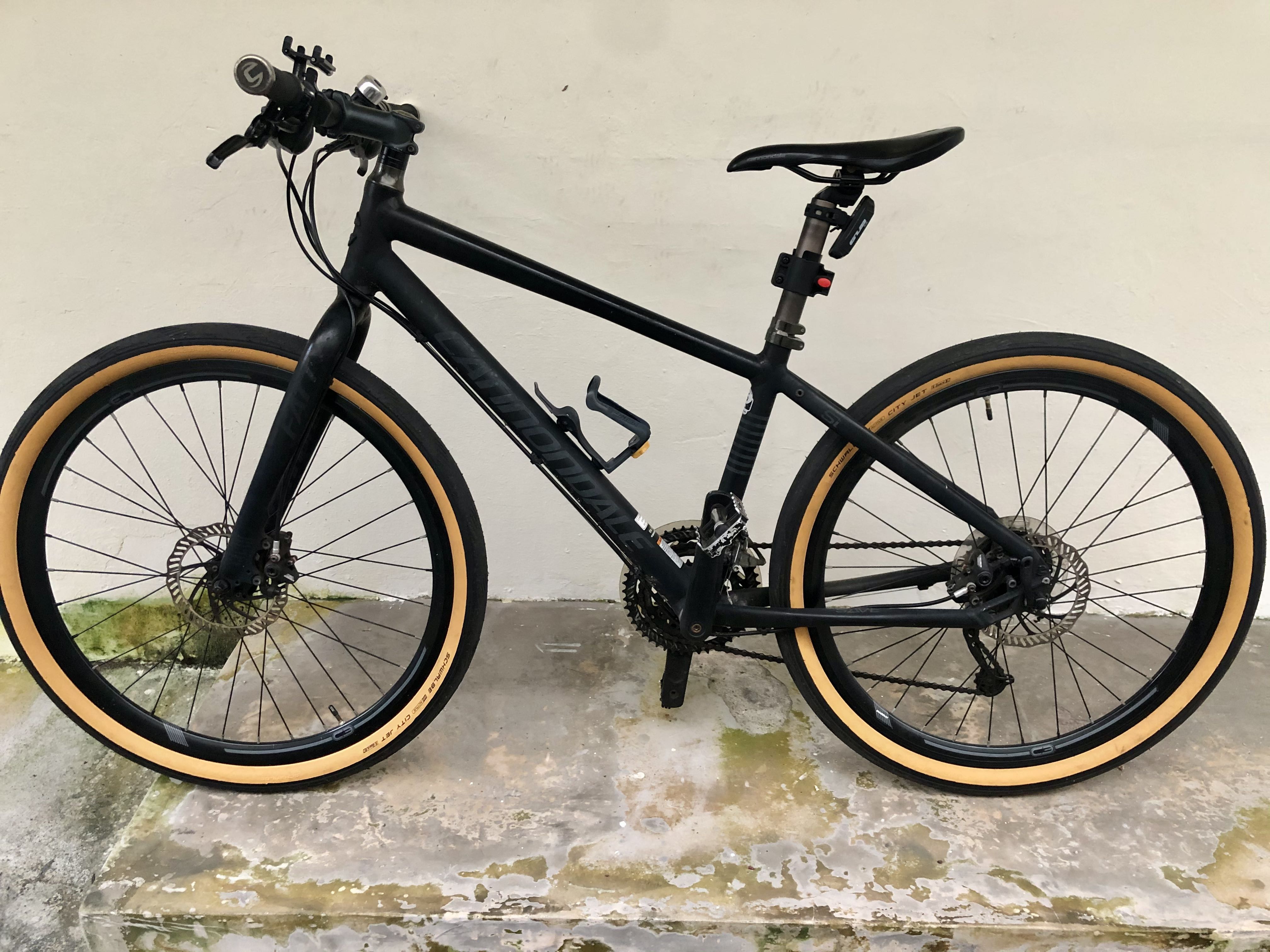 Cannondale bad boy hybrid city urban bike gravel wheels Sports
