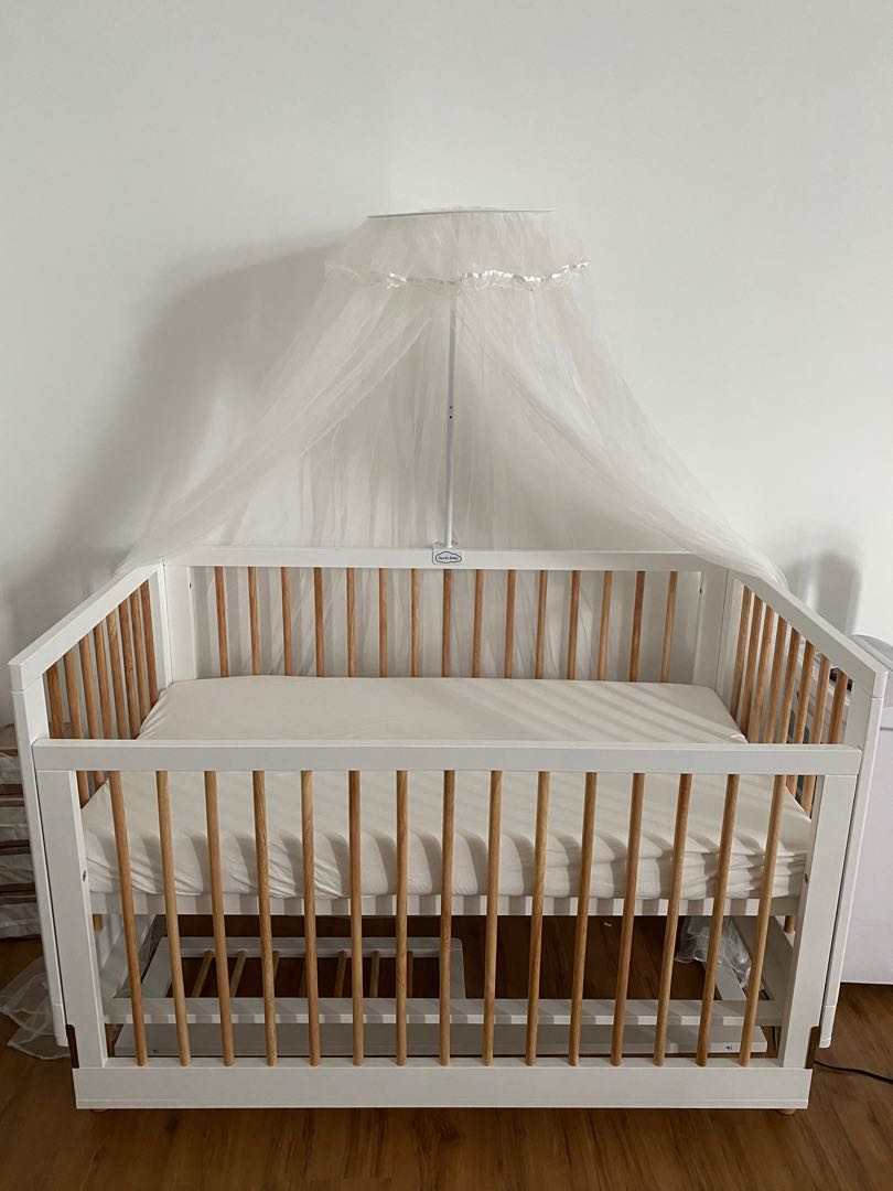 Comfy baby sales bed