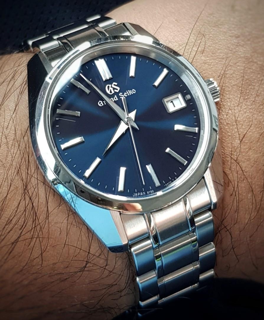 Grand Seiko SBGV239 (rare color, 44GS case, fullset), Luxury, Watches on  Carousell