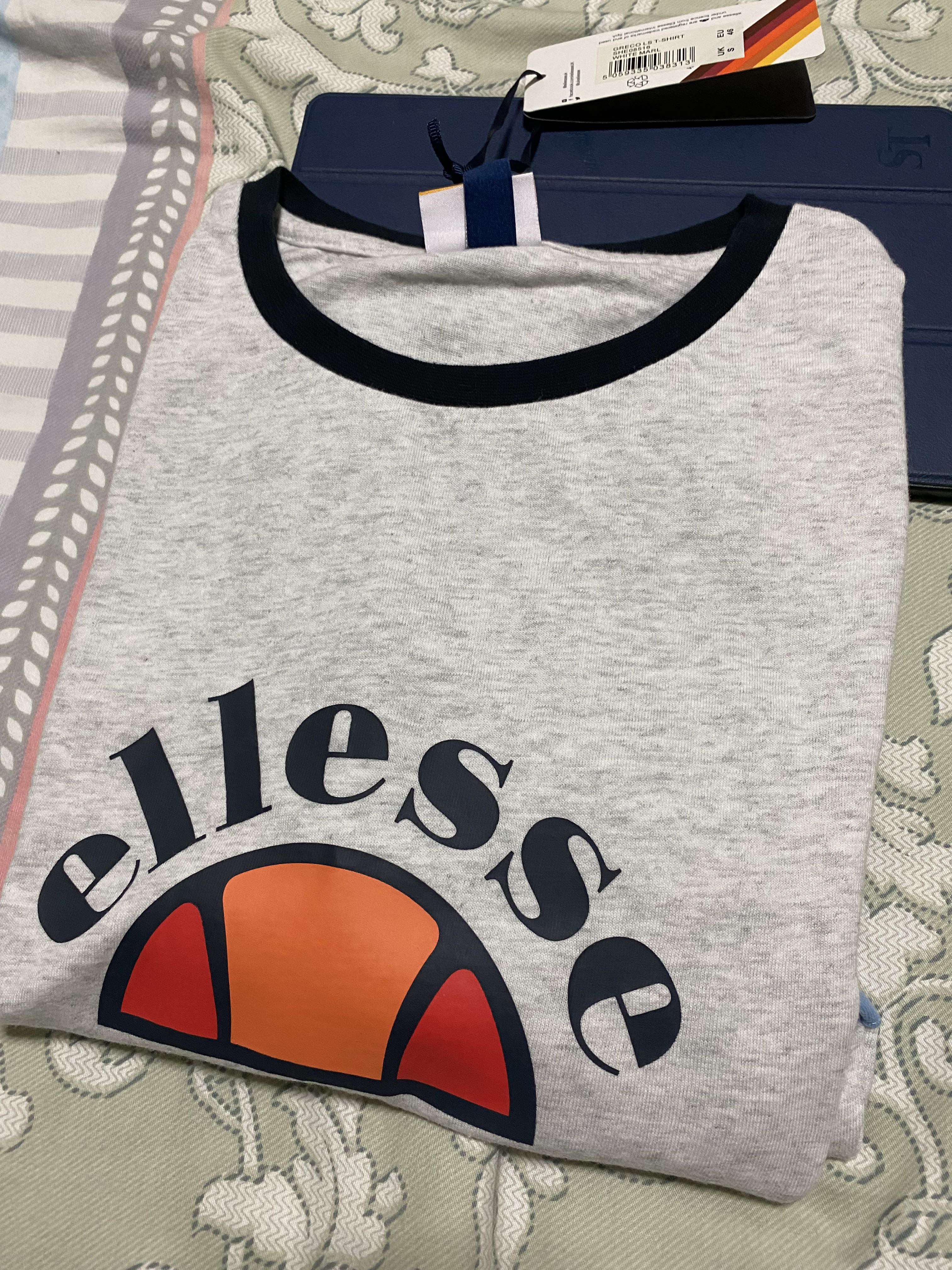 Sports top brand ellesse