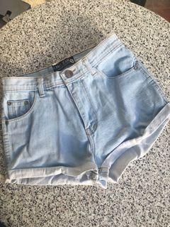 LIGHT DENIM BEACH SHORTS