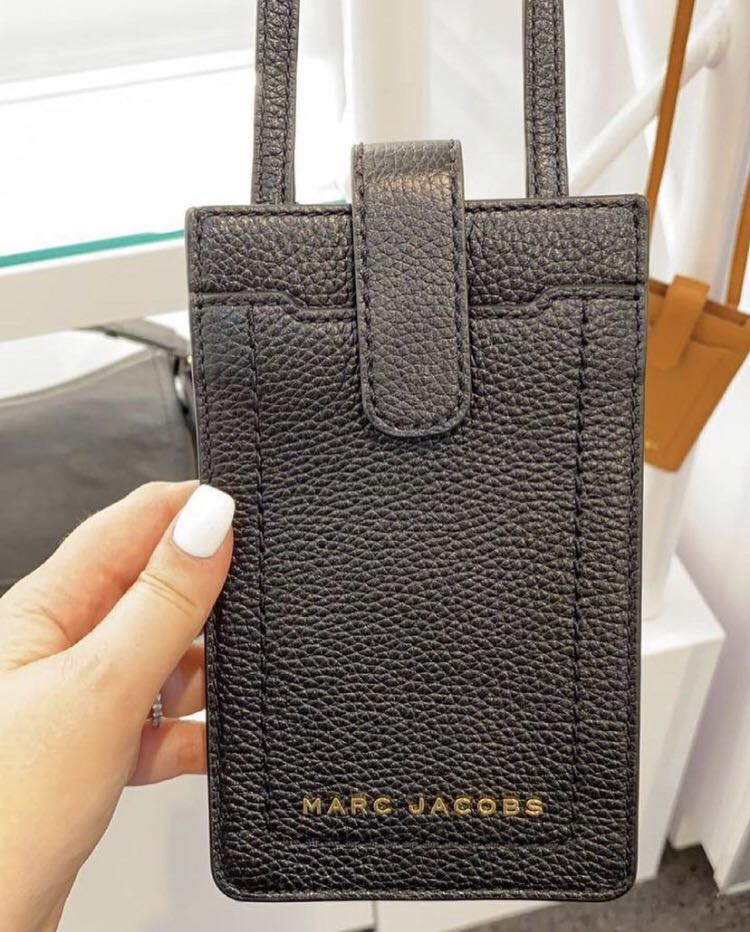 Marc Jacobs Phone Crossbody in Black, Luxury, Bags & Wallets on