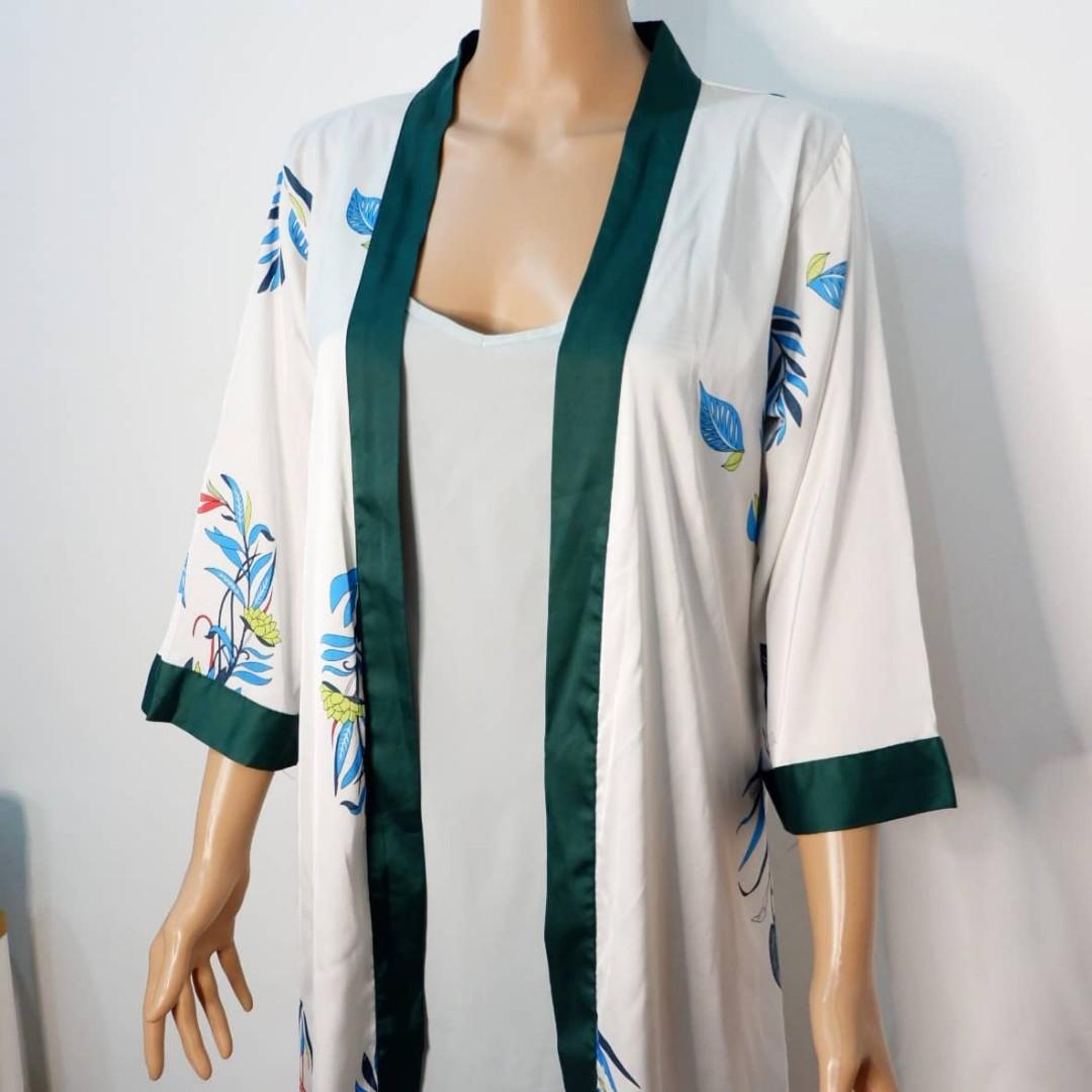 Mint Dress w Robe no lace |small (Category: Undergarments & Loungewear) located in Makati City. Submitted by hare.mnl (Listing ID 1100230749, Image 3). Description: SILK LINGERIE • good quality • korean product • brand new / pre-loved • size included in product name • flaws will be indicated and sample photo uploaded • gender: woman • item type: sleepwear • model number: N/A • fabric: silk/cotton • color: posted • size: listed above（Suitable for 