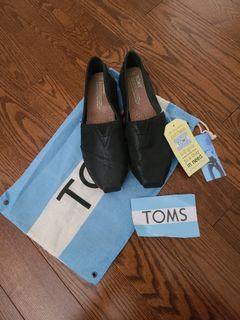 NEW TOMS Women's Black Shoes - Size 7
