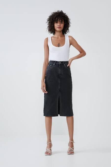 New with tag Zara midi Dark denim skirt 42 33 waist P1 300