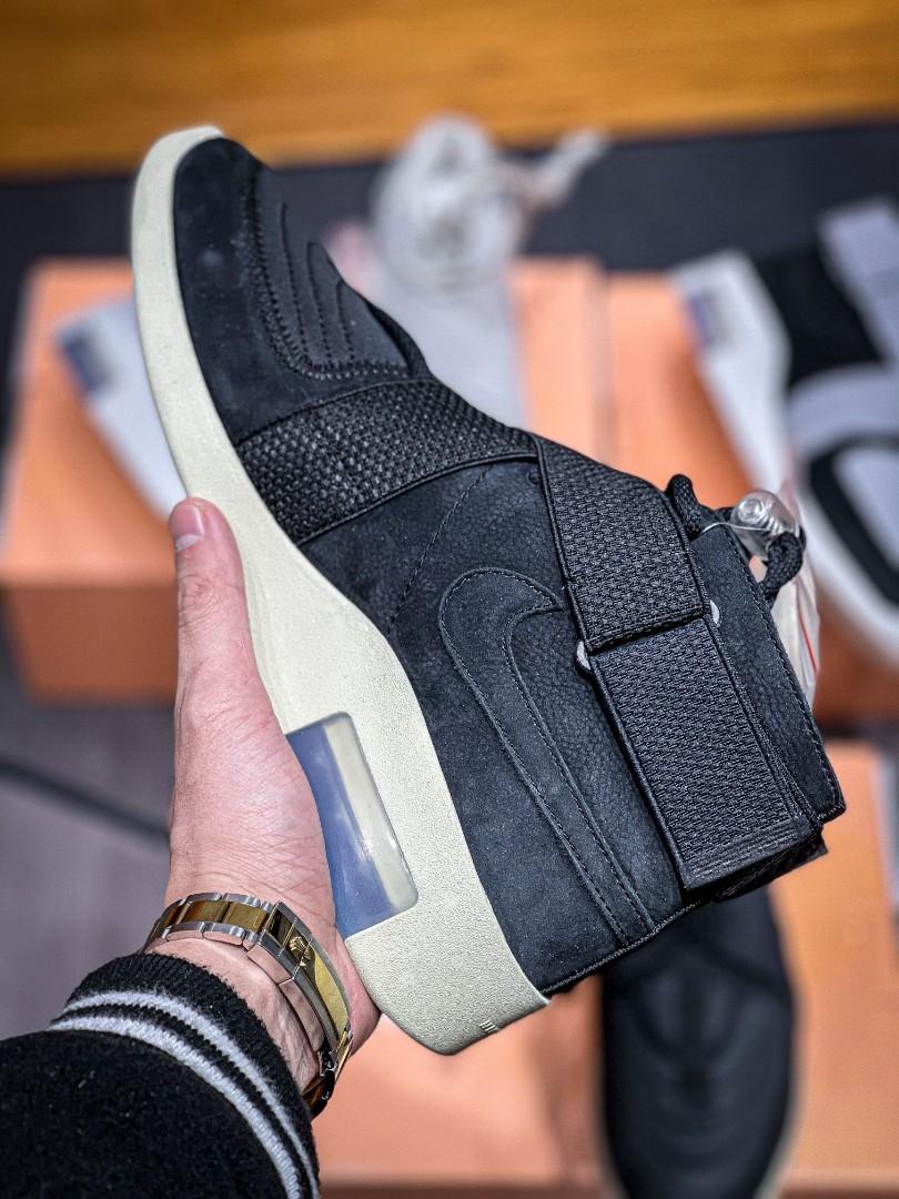Nike fear of god raid black on feet sale