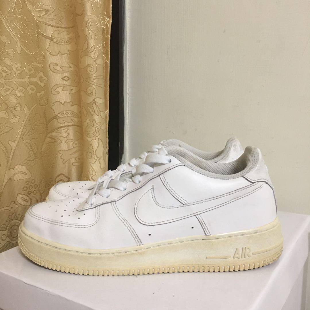 Nike Air Force 1 25cm, 她的時尚, 鞋, 運動鞋在旋轉拍賣