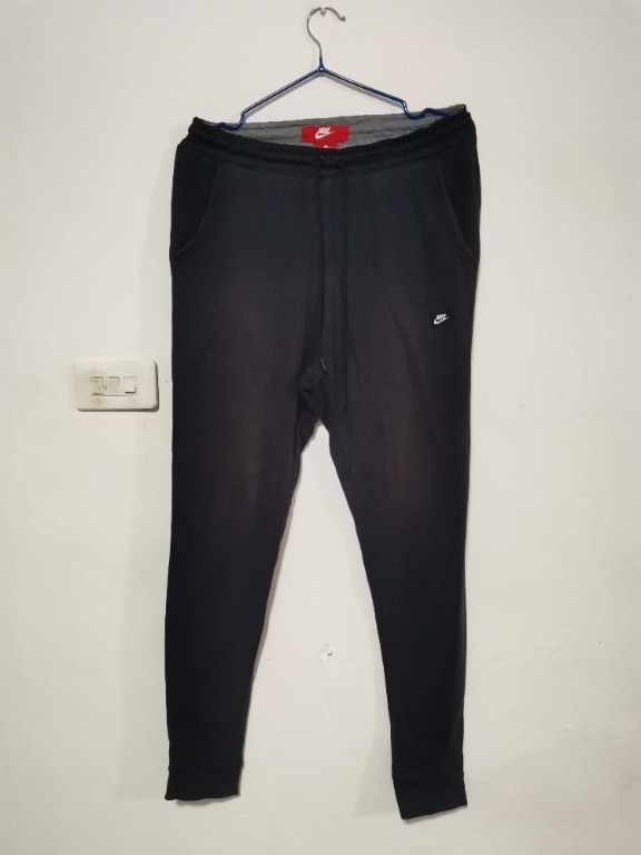 Nike box logo joggers sale
