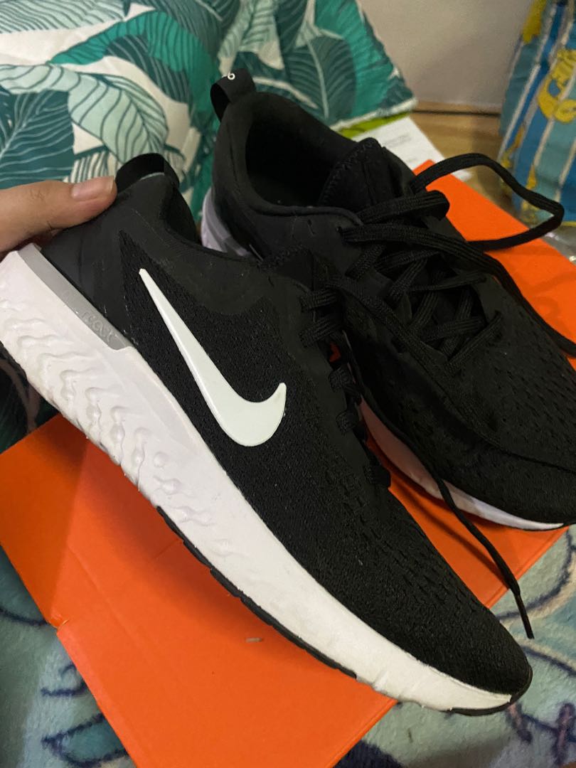nike odyssey black