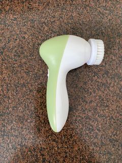 (Category: ) located in . Submitted by handpicked79 (Listing ID 1100218081, Image 1). Description: .