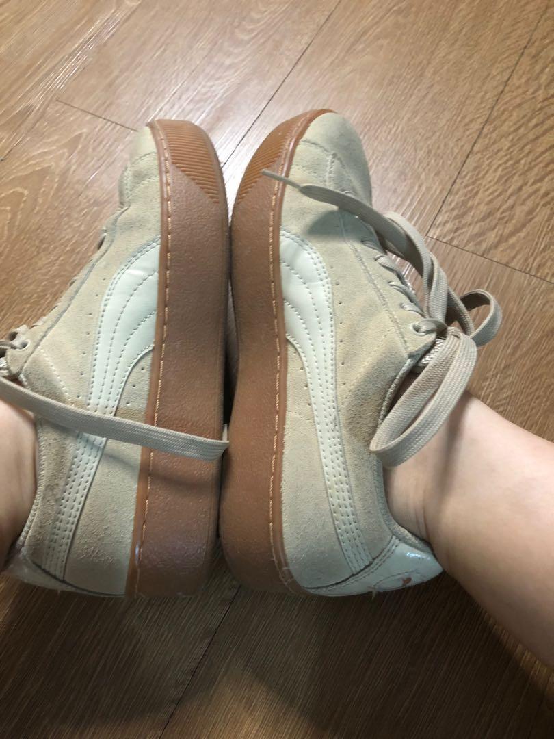 puma nude sneakers