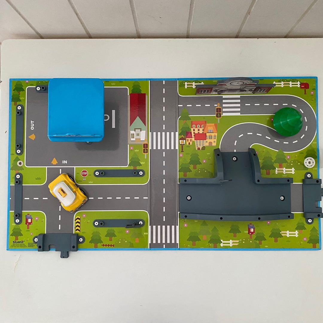 Robocar Poli brooms town map energy station, Hobbies & Toys, Toys ...