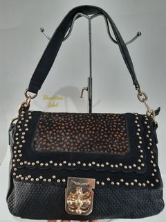 (Kategori: ) berada di . Dikirim oleh dandelionlab (ID iklan 1100284632, Gambar 1). Deskripsi: .