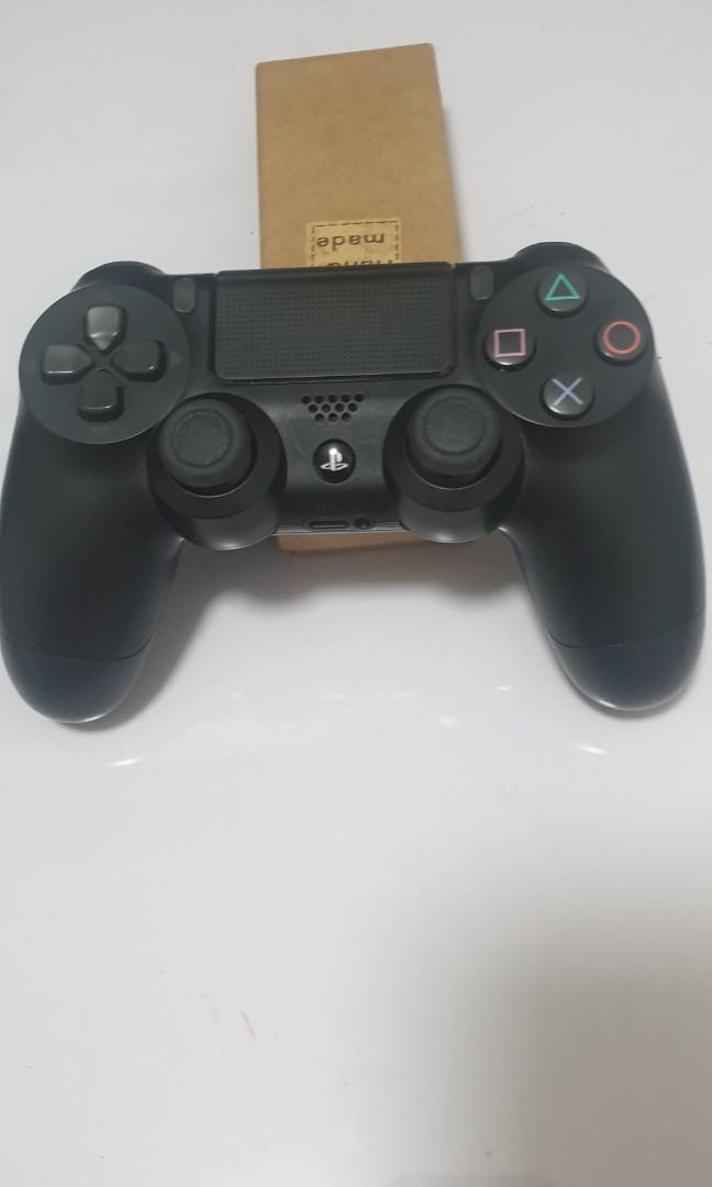 V2 Playstation 4 Controller (Sony Playstation) (Category: Controllers) located in Quezon City. Submitted by itemsforadoption (Listing ID 1100321717, Image 1). Description: Rfs: The pandemic is still on going even after a year. And I'm decluttering a lot of my purchases. Been impulse buying a lot. Standard Black V2 Controller. Has a drift issue that makes you go around in call of duty. Besides that the controller dosen't have any other issues. And